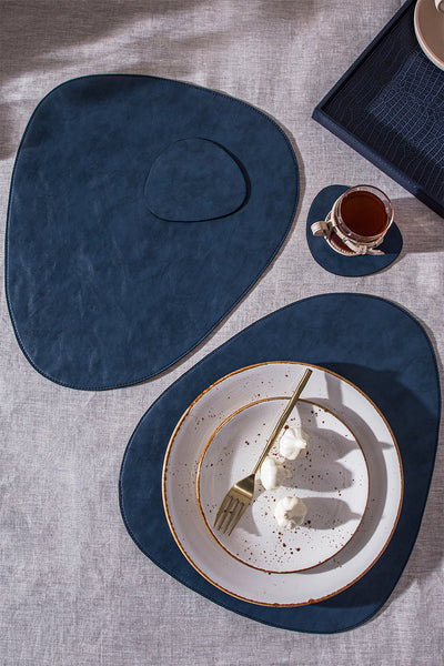 Navy 12 Pc Table Setting Hamper