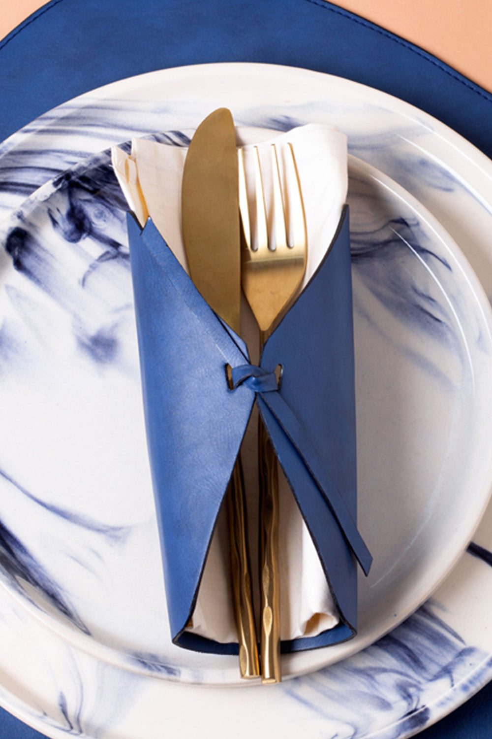 Lena / Soul 16 Pc Gold Flatware Hamper
